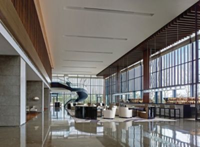 lpnbo-lobby-03.jpg