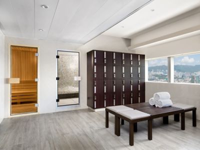 Sauna and steam room facilities