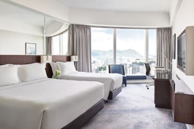 Family Triple Room bedroom