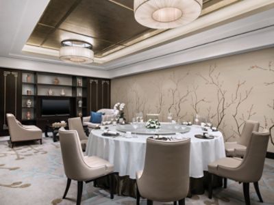 CDHKG_ming_court_private_dining_room_ming_lang_slide02.jpg