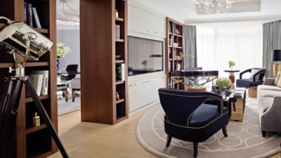 Inspired by Hollywood grandeur, the Director Suite offers modern elegant furnishings filled with exquisite film memorabilia.