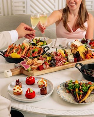 tlgdc_hotel_at_a_glance