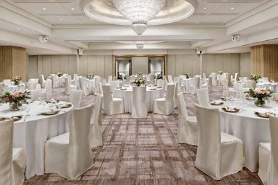 tlhkg_ballroom_with_logo
