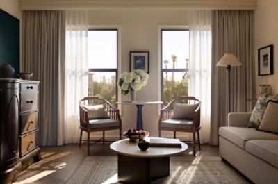 The Langham Huntington, Pasadena offers a range of refined rooms and stylish suites.