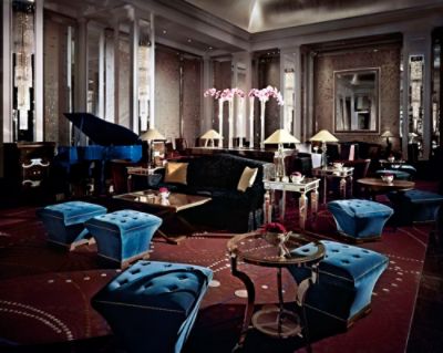 TLLON_Palm_Court_interior