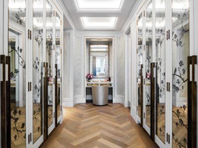 Langham London Sterling Suite dressing room