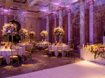 Grand Ballroom Dinner Set up Image credit: @helenabrahamphoto