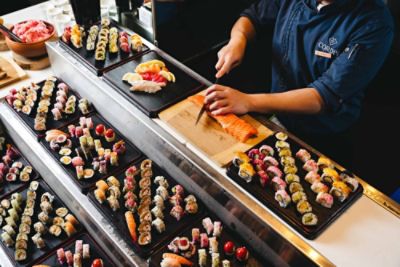 Eight Restaurant - watch your food being created with an interactive dining experience featuring 8 international kitchens.