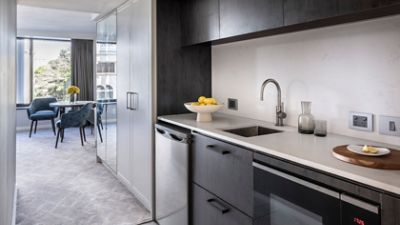 cdakl-pinnacle-tower-premier-kitchenette-room.jpg