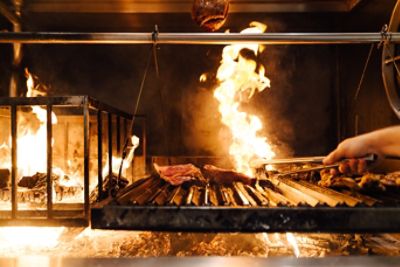 Lunch for 2 at Eight international buffet - Dining gifts