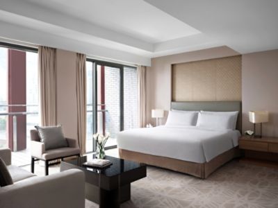 one bedroom suite bedroom