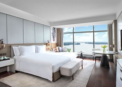 Bedroom of Club Lake View Room in Xuzhou China
