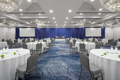 Ballroom at Chelsea Hotel, Toronto