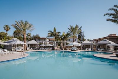 Langham Gold Coast pool