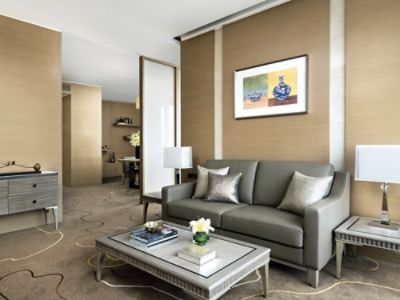 lpcan-chairman-suite-living-room.jpg