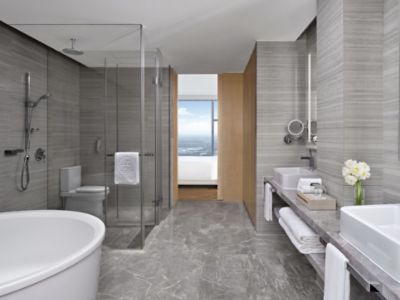 lpcan_langham_suit_bathroom_2024.jpg.jpg