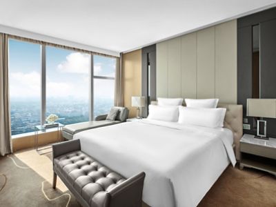 lpcan_langham_suit_bedroom_2024.jpg.jpg