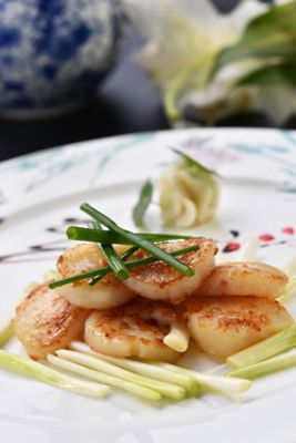 lphan-ming-court-highlighted-dishes-scallop.jpg