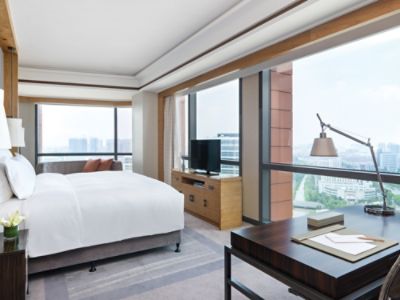 lphan-one-bedroom-suite-01.jpg