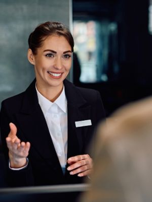 PERSONALISED CHECK-IN & CHECK-OUT