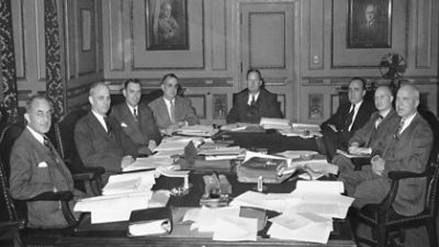 GOVERNOR'S BOARDROOM