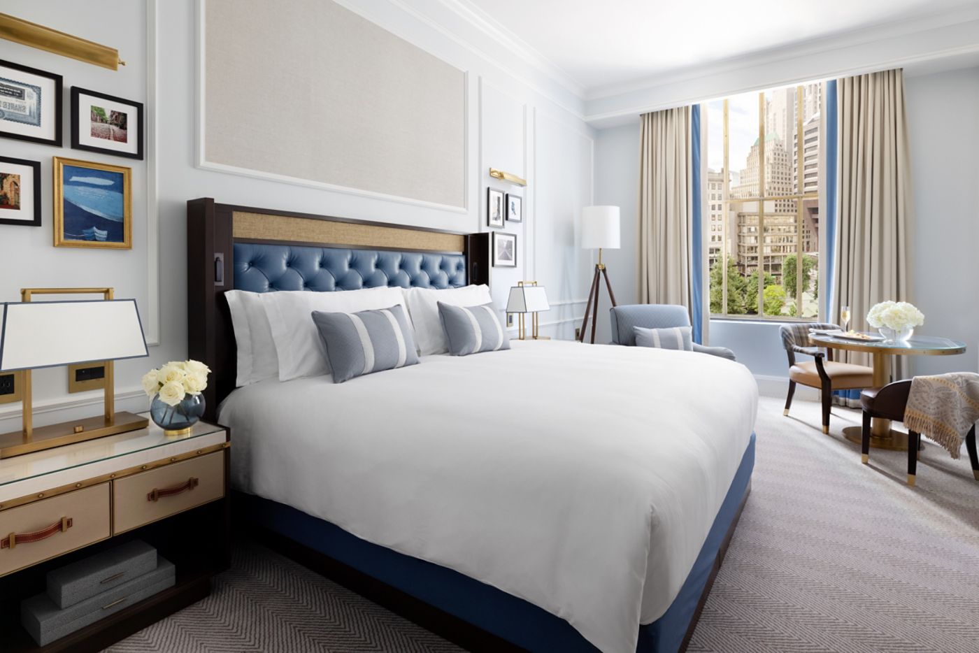A Deluxe Park View King room at The Langham, Boston