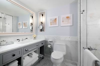 tlbos-deluxe-room-bathroom.jpg