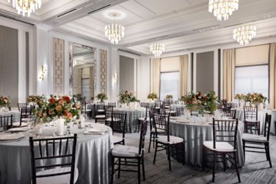 Wilson Ballroom - Wedding Venue - largest ballroom features natural light and elegant décor, and can host up to 200 guests.