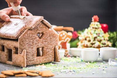 During weekend brunch guests are invited to decorate their own gingerbread houses during the month of December for $50 a kit.