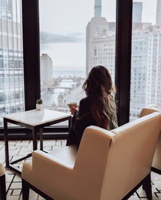 Langham Chicago Club Lounge