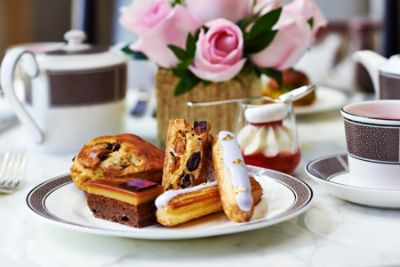 Afternoon tea table presentation at The Langham, Chicago