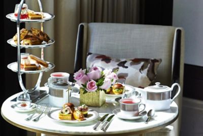 Afternoon tea in the Pavilion at The Langham, Chicago