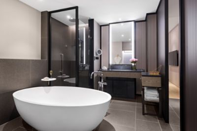 The Langham Gold Coast luxury hotel "Superior Room" bathroom