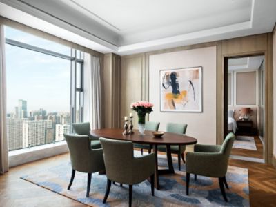 Tlhfe-executive-suite-dining-room.jpg