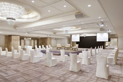Tlhkg-ballroom-u-shape-theatre-setup.jpg