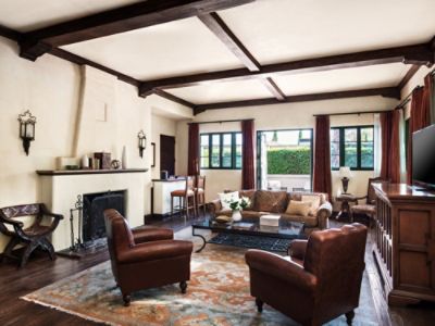 The Langham Huntington, Pasadena Clara Vista Cottage Suite offers a large living room, full kitchen, master bedroom and more.