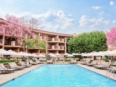 The Hideaway at The Langham Huntington, Pasadena offers poolside bites and beverages to enjoy under the California sun.