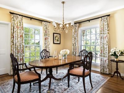tllax-eastview-california-cottage-suite-dining-room.jpg