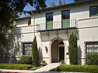 Clara Vista Cottage Exterior