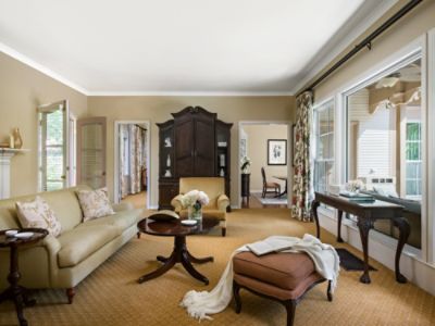 tllax-two-bedroom-ford-cottage-suite-parlor.jpg