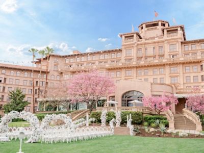 The Langham Huntington, Pasadena, Los Angeles offers romantic, versatile wedding venues to make your dream wedding come true.
