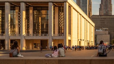 tlnyc-discover-new-york-lincoln-center.jpg