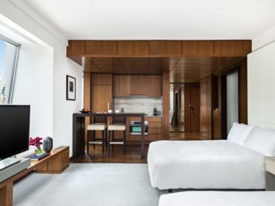 tlnyc-family-double-double-room-with-kitchen-bedroom.jpg