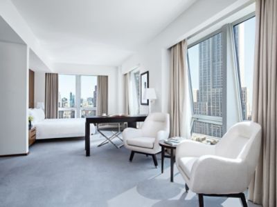tlnyc-junior-suite-with-empire-state-building-view-bedroom.jpg