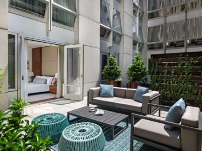tlnyc-deluxe-room-with-terrace-outside.jpg