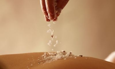 tlsyd-day-spa-by-chuan-signature-treatments-chuan-herbal-salt-scrub.jpg​